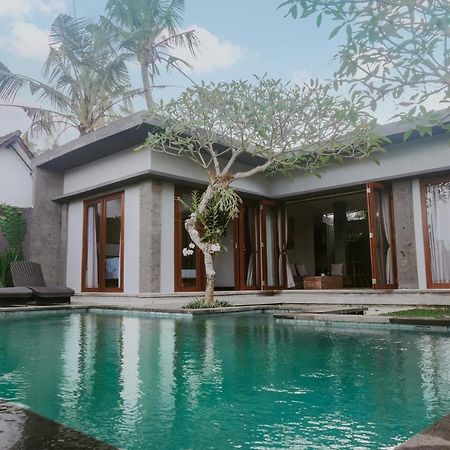 Anggira Villa Ubud Екстериор снимка